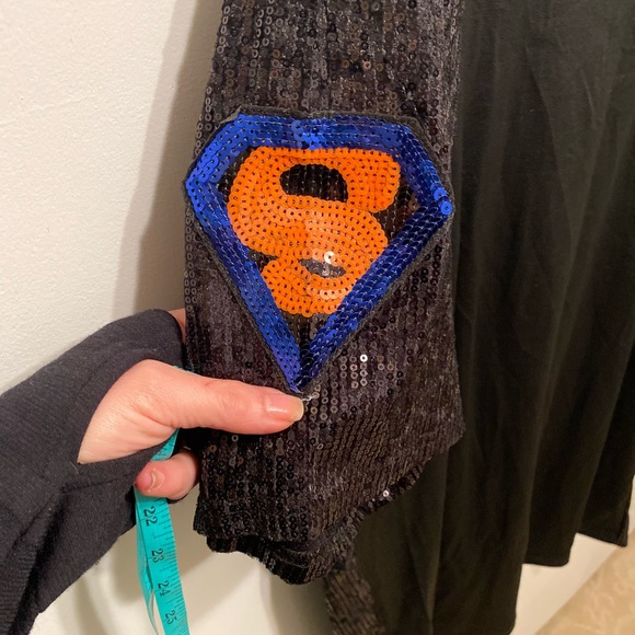 Worn 1x blk front sequined dress w logo on front & sides of both sleeves Sz L - Picture 4 of 6